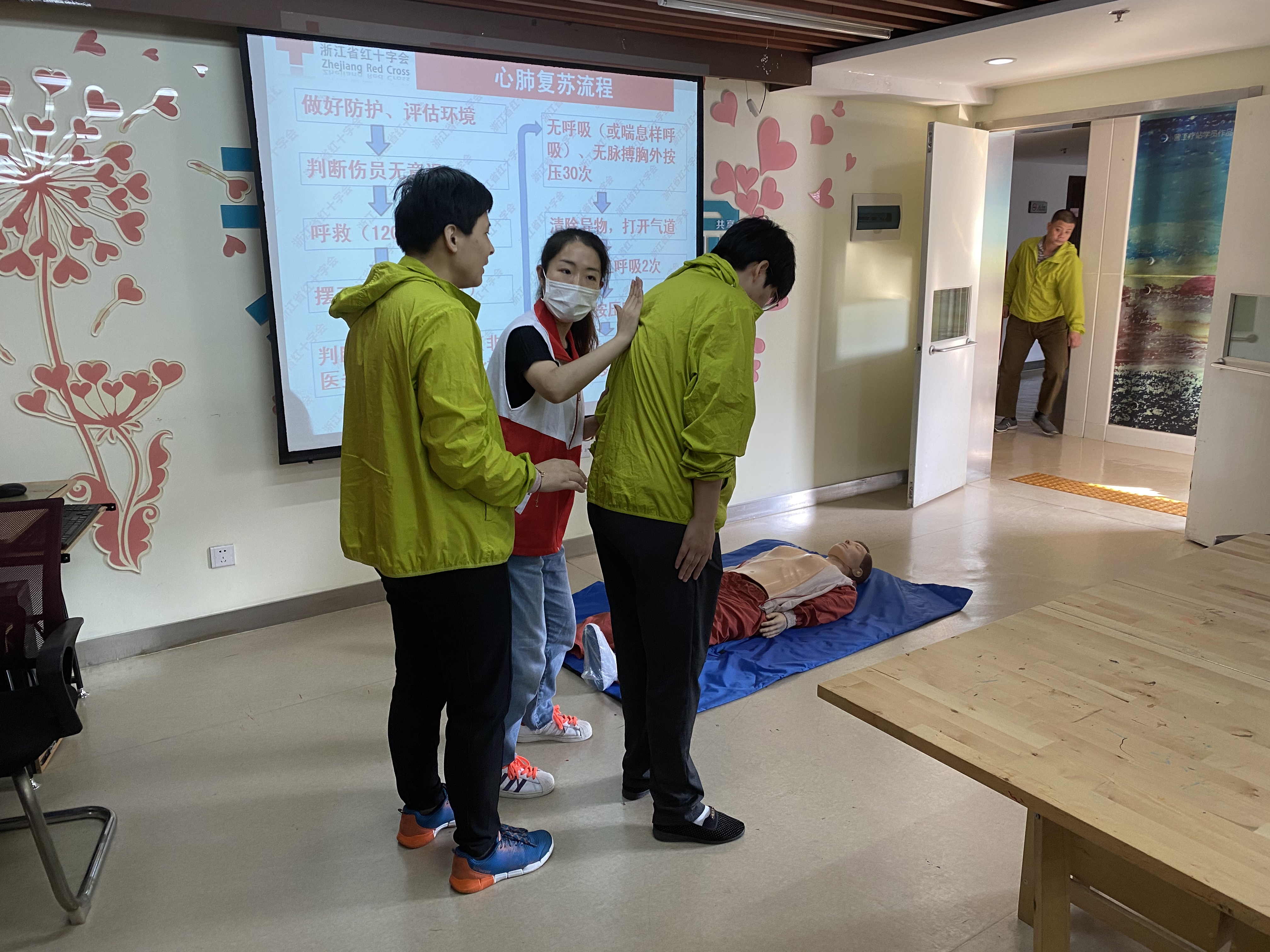 气道梗阻急救现场体验教学.jpg