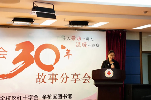 一群人3.png