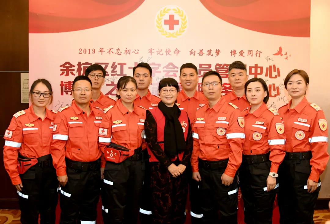 余杭这个90后小伙做的事.png