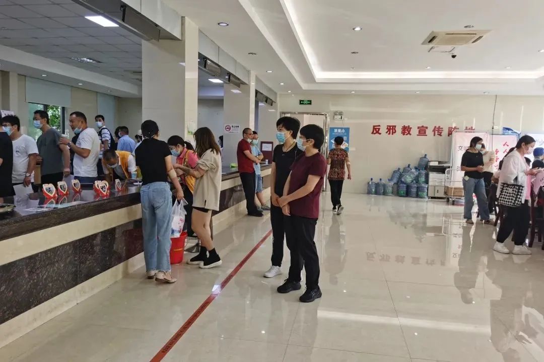 10.9红十字3.jpg
